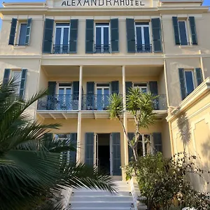 hotel-alexandra-juan-les-pins.fr-provencehotel.com/