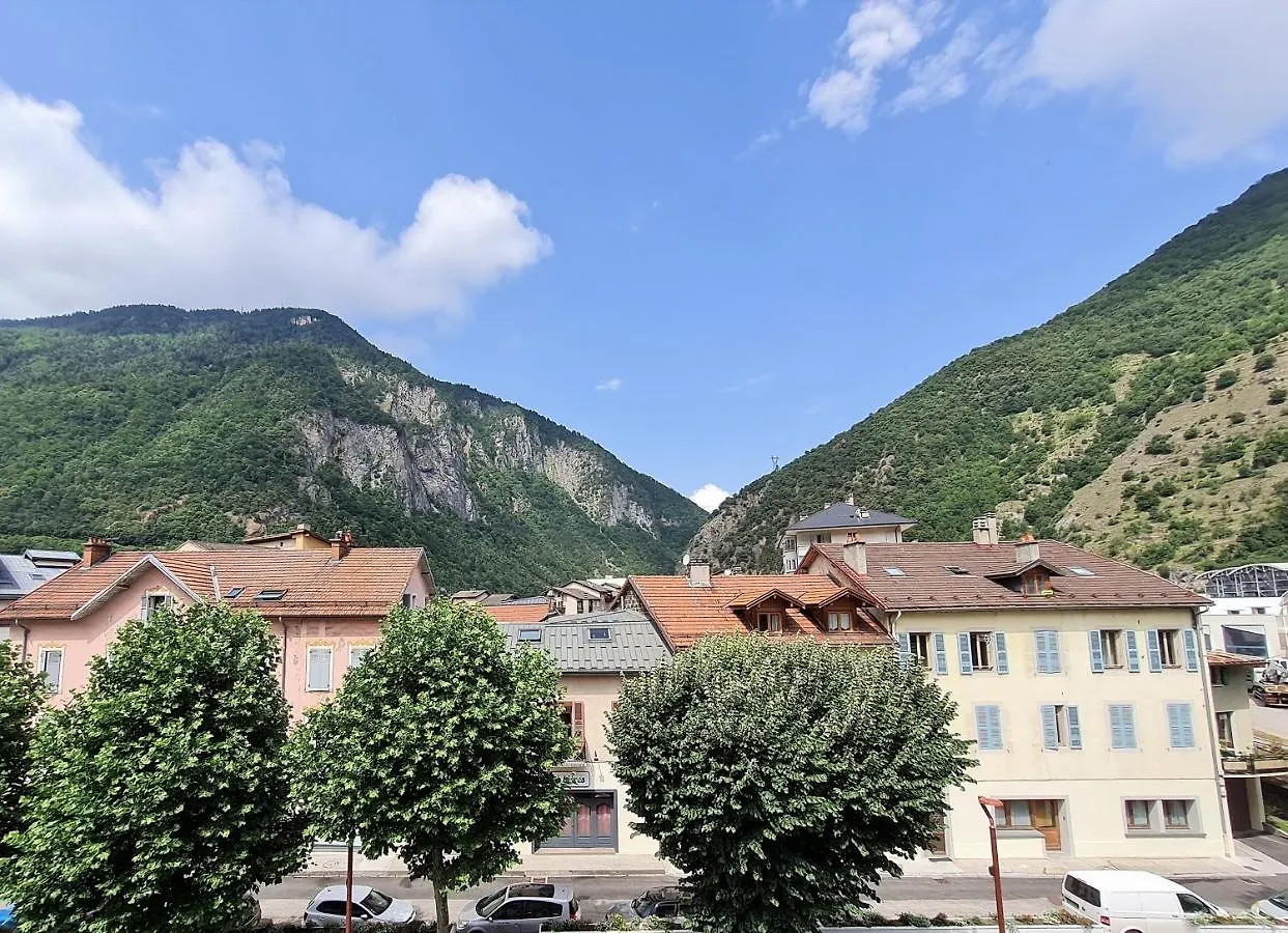 Terminus Hotel Des 3 Vallees Moutiers